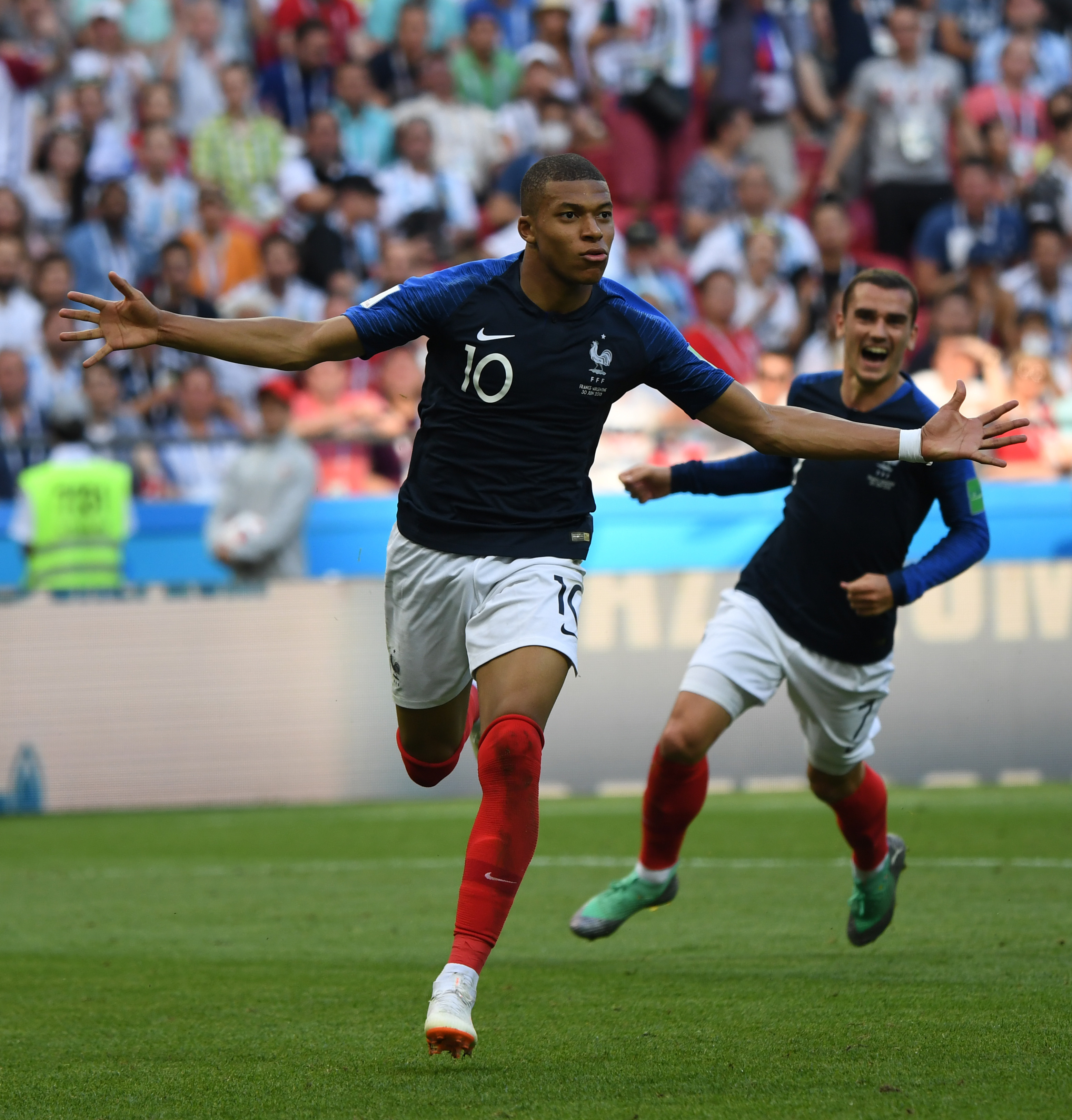 足球技巧如何从基础突破？