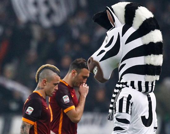 NBA：湖人险胜火箭 詹姆斯砍下38分