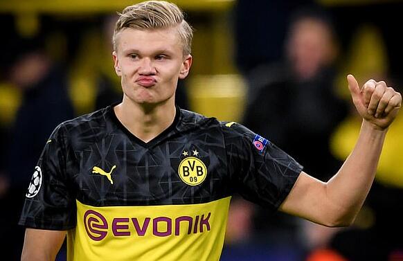 海港发文祝福奥斯卡：艰难时刻会过去，我们与功勋队长同在