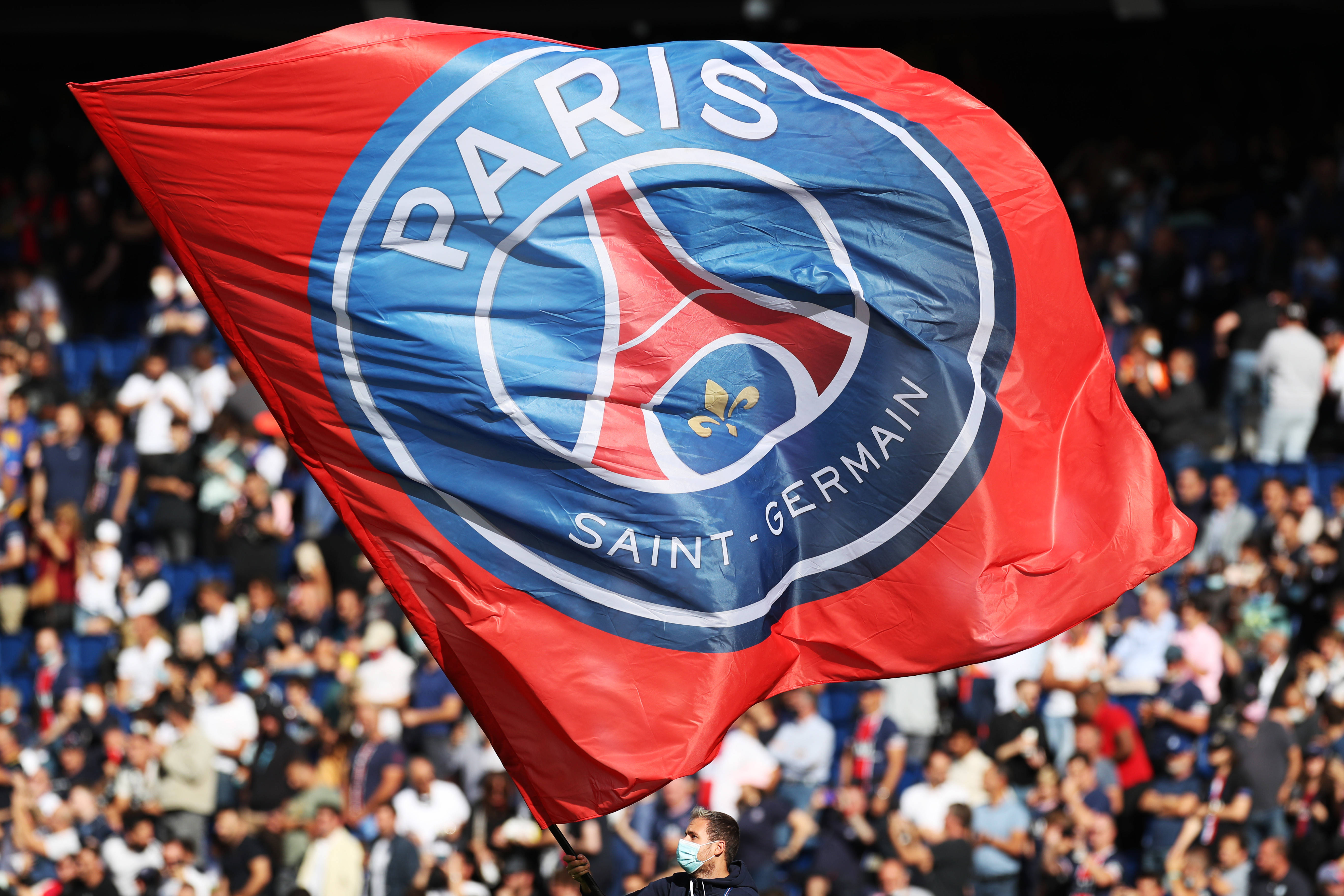 意甲媒体热议：希门尼斯经纪人表示希门尼斯从未想过离开米兰，他会留在球队