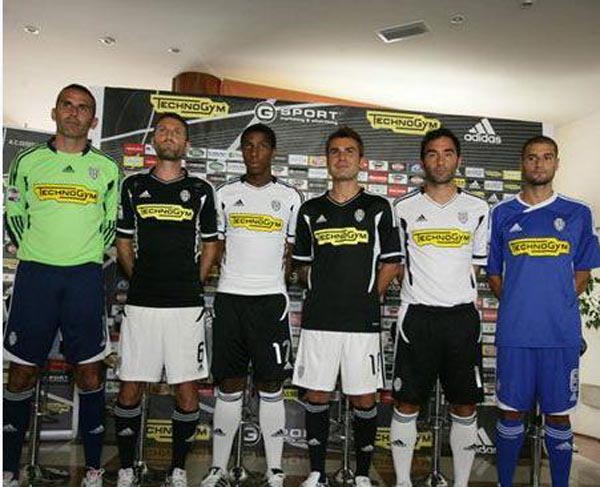 里程碑！约基奇生涯助攻数超越乔丹，升至历史第52位