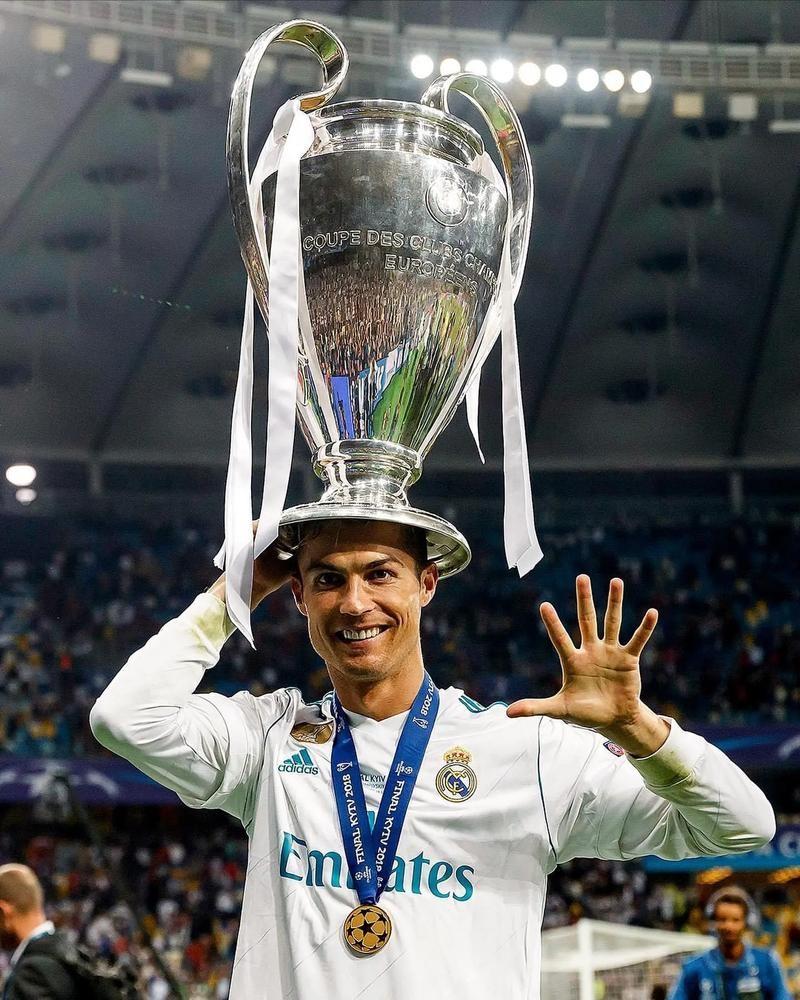 足球曝五大联赛将压缩联赛时间（曝五大联赛拟缩短赛程）