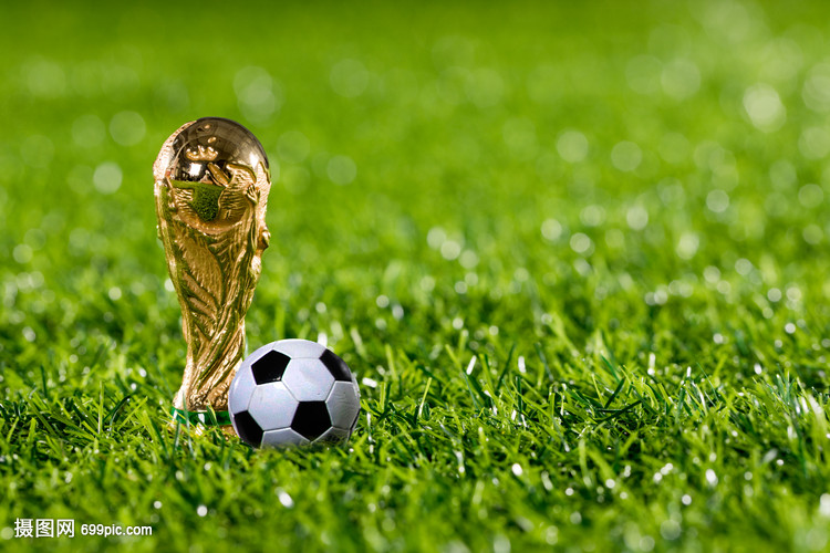 利物浦全力留住科纳特，格伊可能被取代，科纳特状态下滑，但球队仍视其为关键球员。