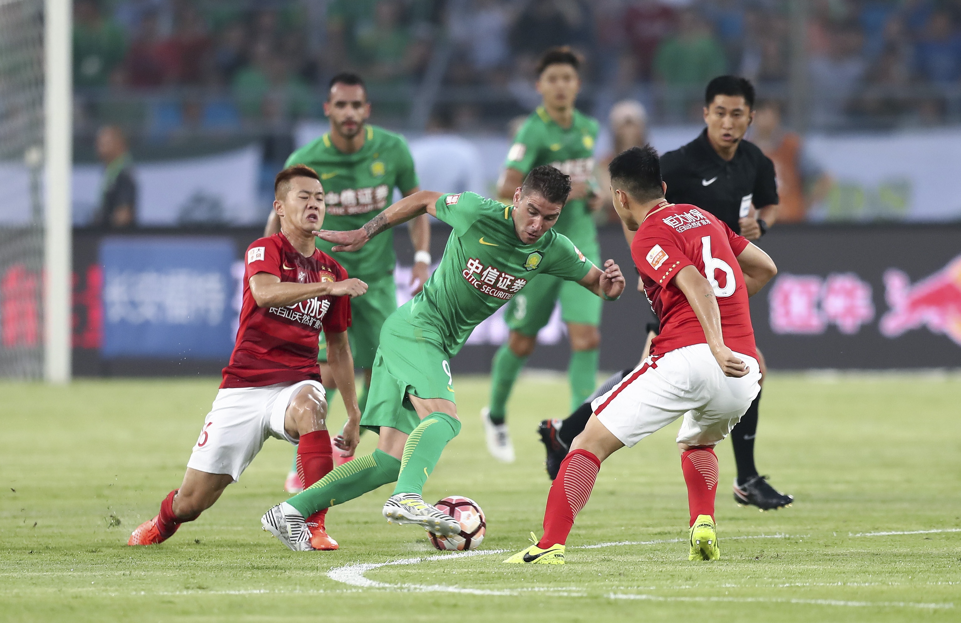 CBA球员单场最高得分记录刷新